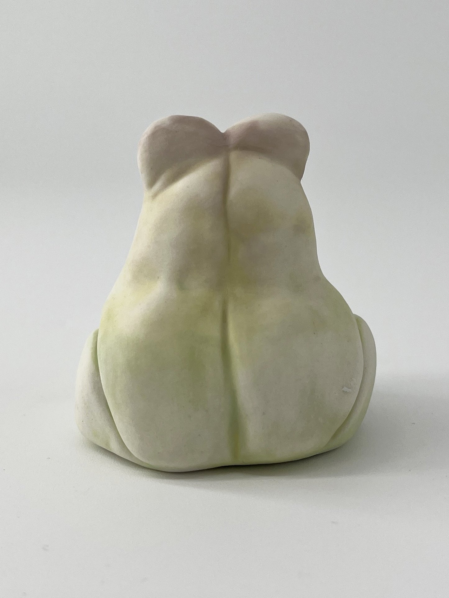 Serenity Frog Hana - Sculpture Grenouille zen en porcelaine