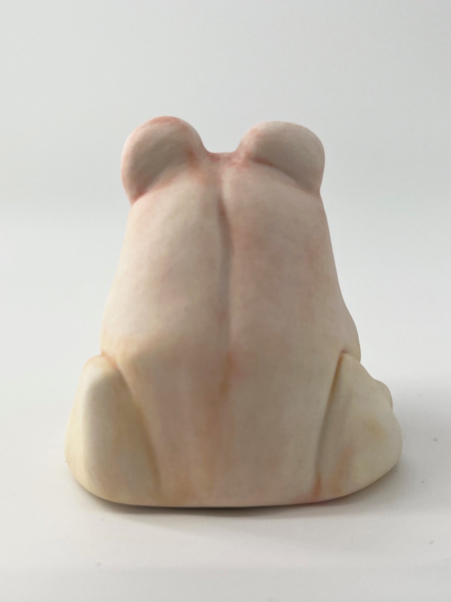Serenity Frog Haneul - Sculpture Grenouille zen en porcelaine