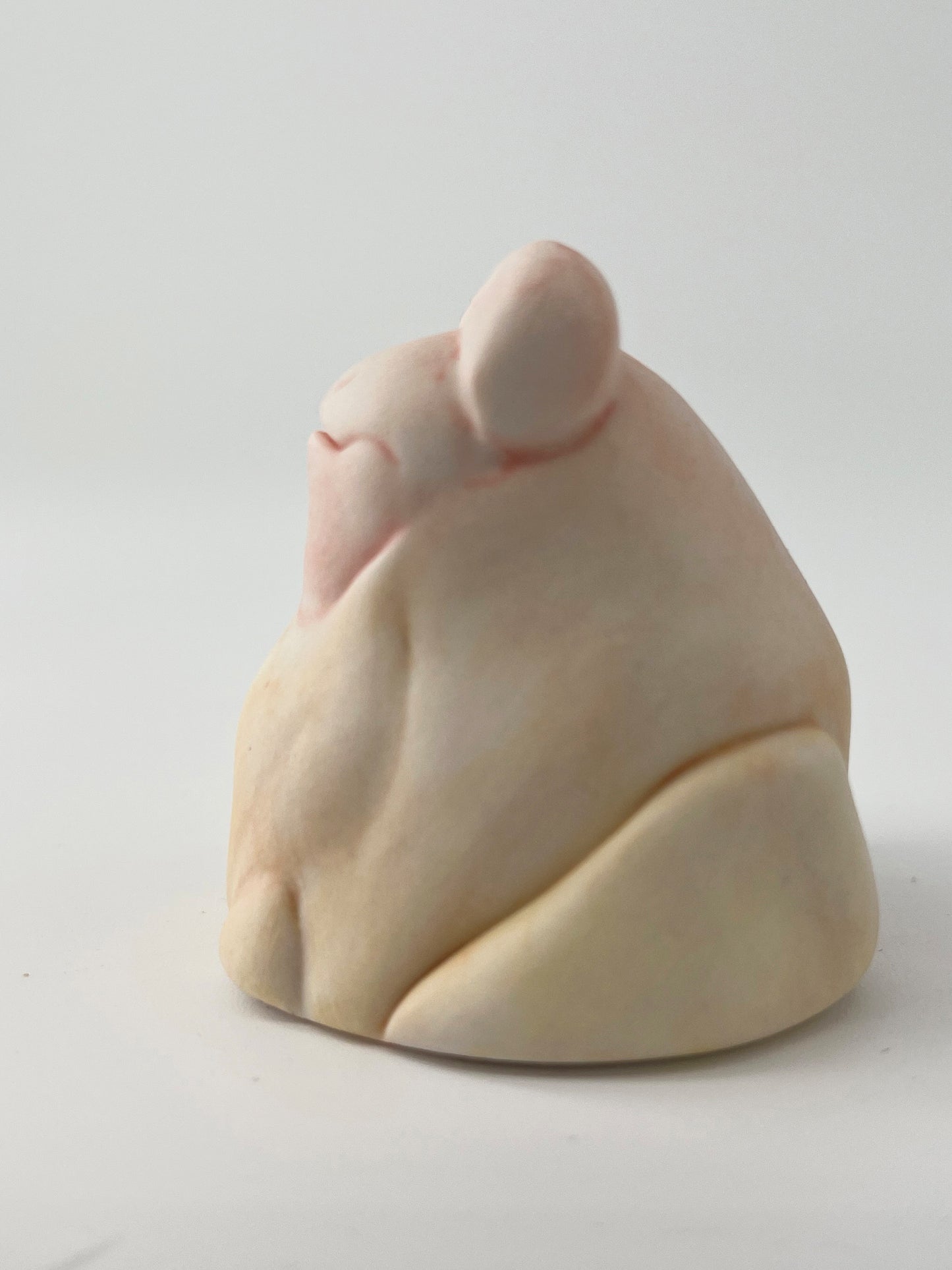 Serenity Frog Haneul - Sculpture Grenouille zen en porcelaine