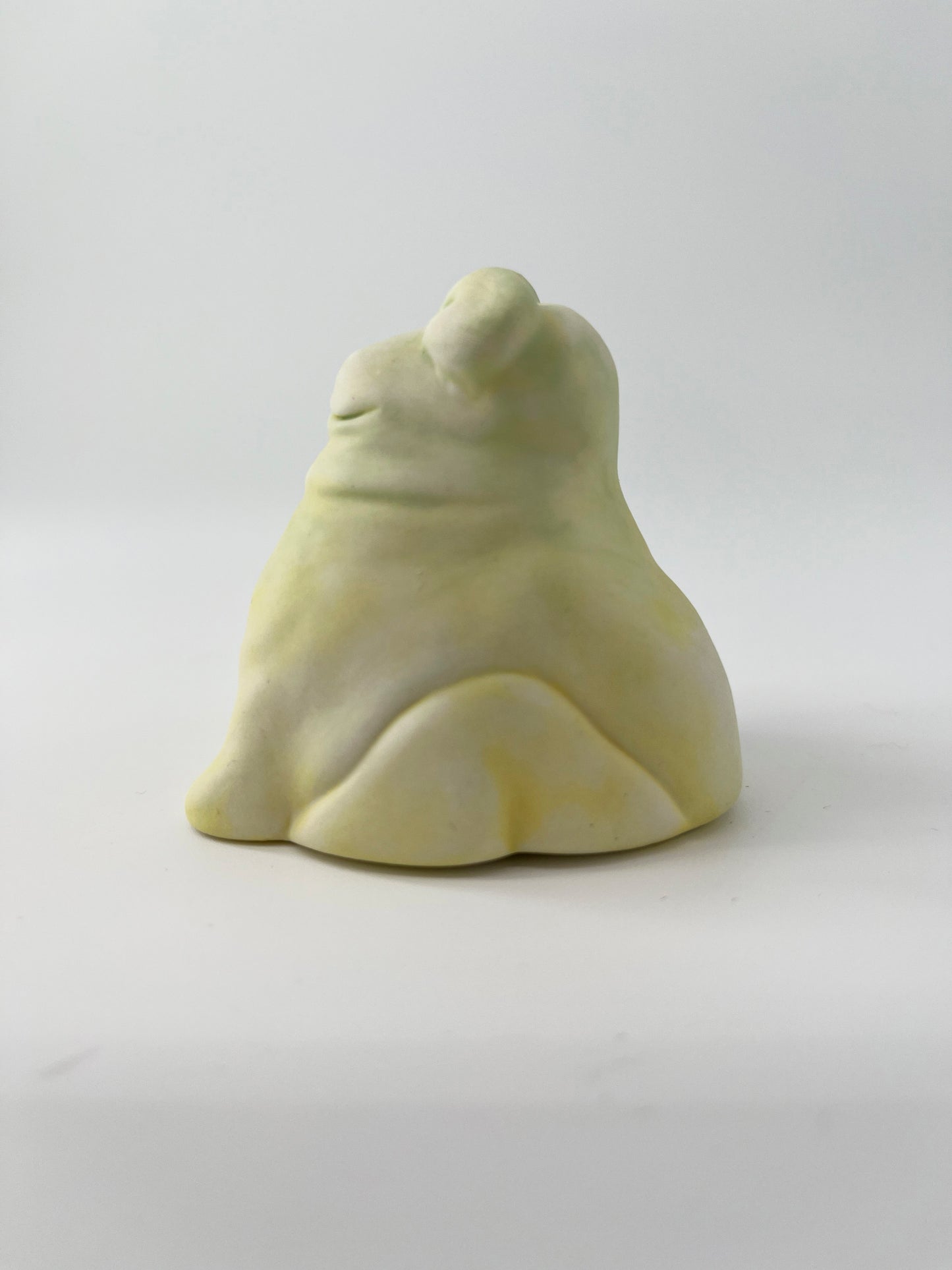 Serenity Frog Eunsook - Sculpture Grenouille zen en porcelaine