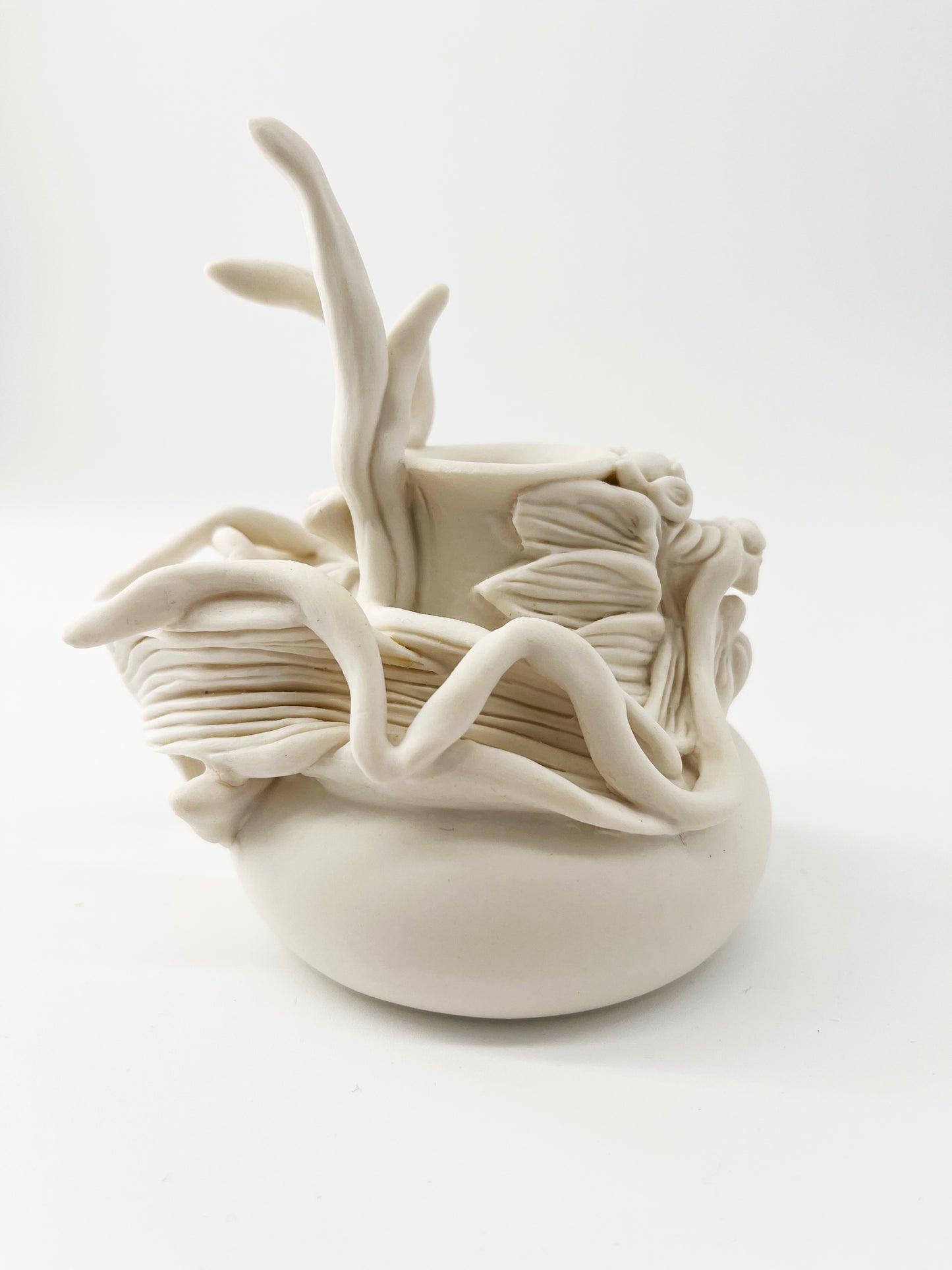 Mini Vase Dragon Blanc en biscuit porcelaine – Pièce unique