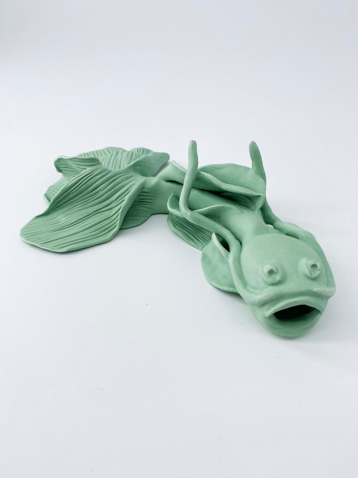 Carpe Vert d'eau- Pièce unique en porcelaine - Sarang Porcelaine