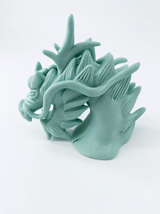 Cavalier Dragon- Porcelaine teintée céladon- Pièce unique- Sarang Porcelaine