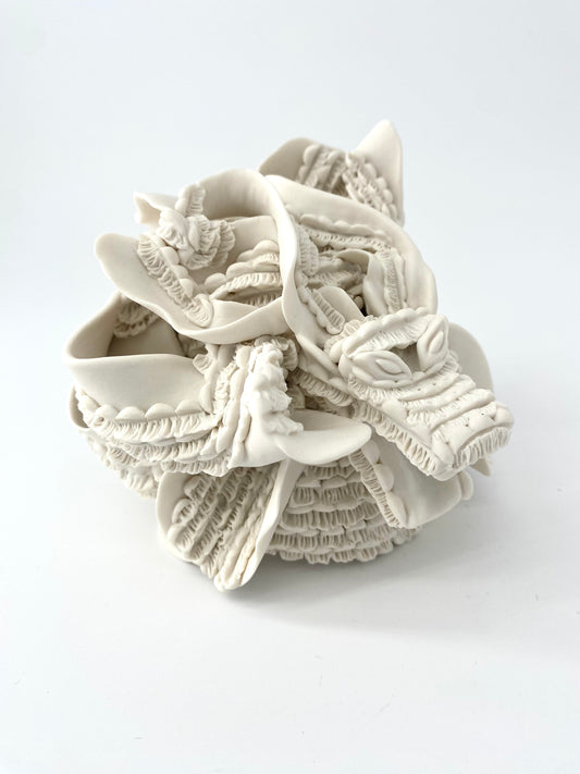 Dragon boule- Porcelaine- Collection Dentelle - Pièce unique - Sarang Porcelaine