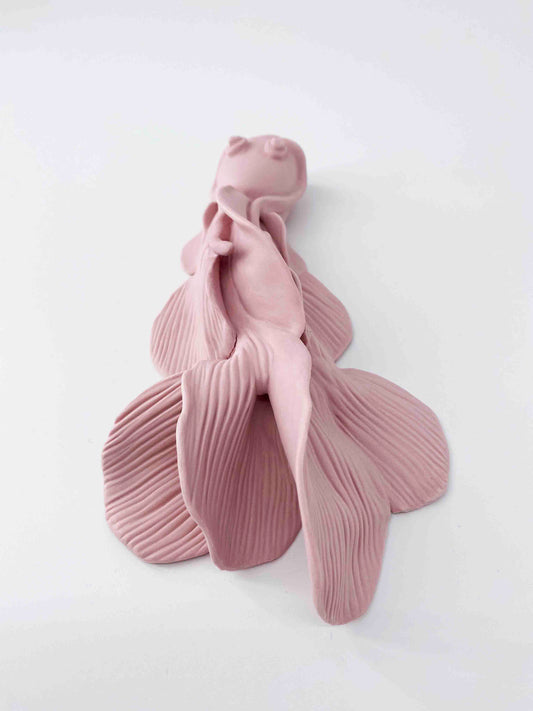 Carpe rose tutu- Pièce unique en porcelaine- Sarang Porcelaine